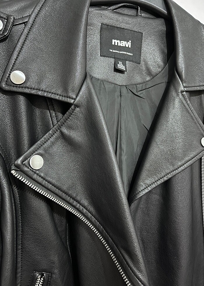 Siyah deri ceket - Görsel 4