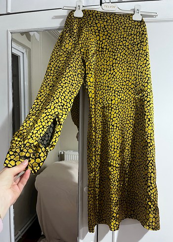 Sarı Yılan Desenli saten tek kol elbise abiye - Görsel 7