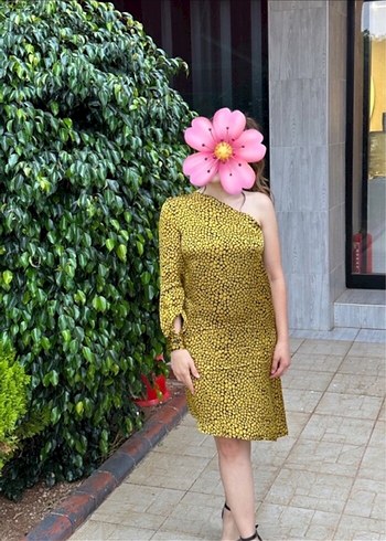 Sarı Yılan Desenli saten tek kol elbise abiye - Görsel 2