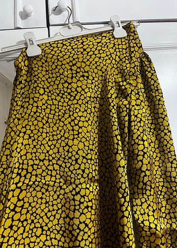 Sarı Yılan Desenli saten tek kol elbise abiye - Görsel 5