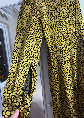 Sarı Yılan Desenli saten tek kol elbise abiye - Görsel 6