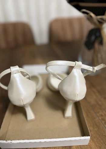 İnce Topuklu Beyaz Abiye Ayakkabı nişan söz nikah - Görsel 6