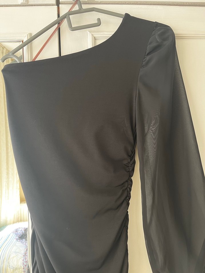 Sıfır Drapeli  tek omuz  Siyah Mini Elbise etiketli - Görsel 4