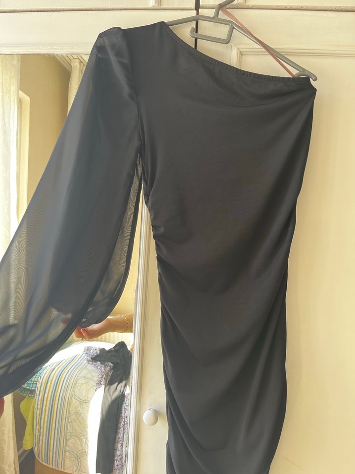 Sıfır Drapeli  tek omuz  Siyah Mini Elbise etiketli - Görsel 2