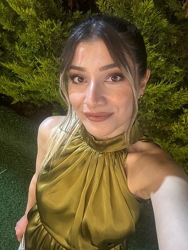 s Beden yeşil Renk Esra helvacı model yağ yeşili saten abiye