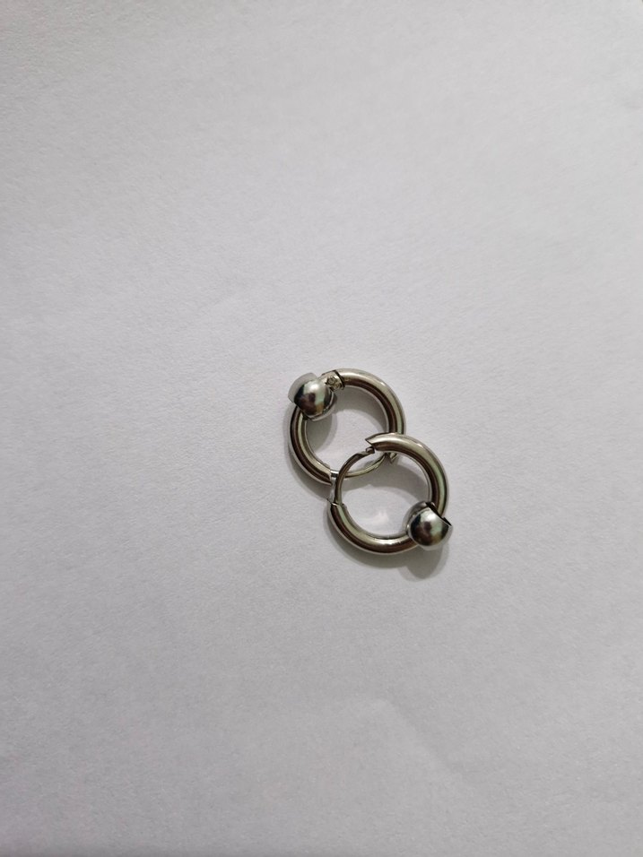 Minimalist Tokalı Midi Küpeler - Görsel 2