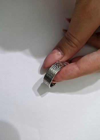 Gri Yüzük - Görsel 3