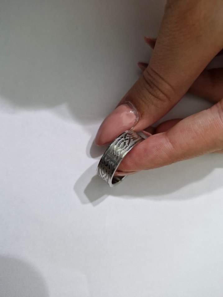 Gri Yüzük - Görsel 3