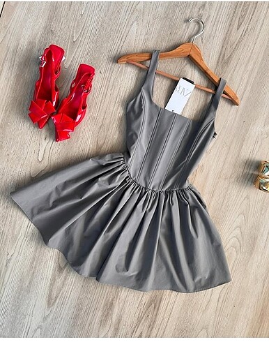 Zara Zara gri elbise