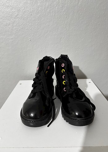 Kız Çocuk Siyah Goth Bot Kürklü - Görsel 2