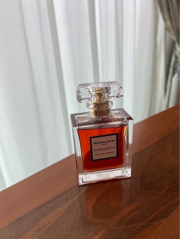 Monlain Paris parfüm