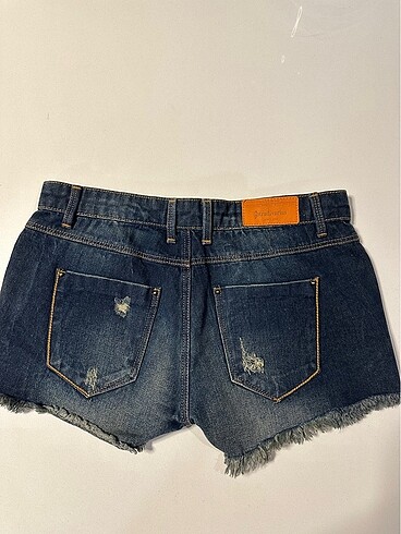 xs Beden Stradivarius şort