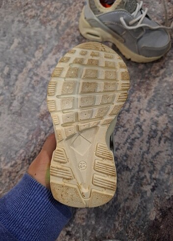 22 Beden Nike Huarache Bebek Ayakkabı