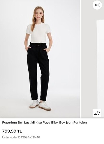 Defacto Mom Jean
