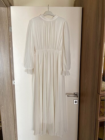 Tesettür nikah elbisesi