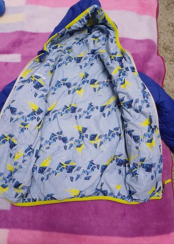 Kapüşonlu Erkek Çocuk Mavi Mont - Görsel 4