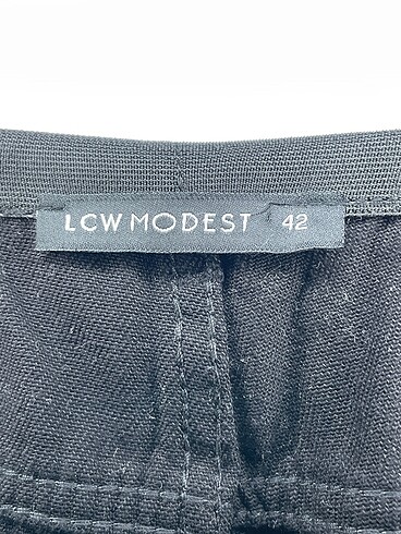 42 Beden siyah Renk LC Waikiki Jean / Kot %70 İndirimli.