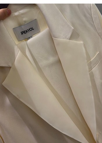 ipekyol Ekru Saten Blazer Ceket Pantolon Takim 1 Defa Giyildi