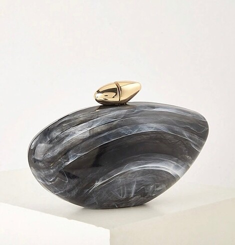 Zara ithal clutch