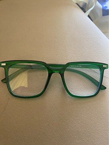 yesil tarz gozluk