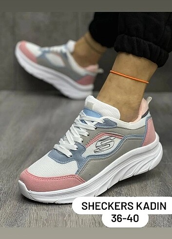 Spor ayakkabı 