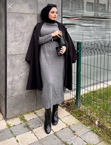 Kadın uzun elbise