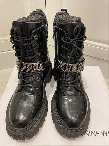 39 Beden siyah Renk Nine west bot