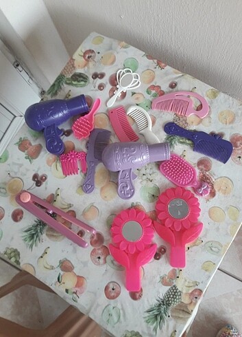 Beden Fön makinesi tarak aynadan oluşan set