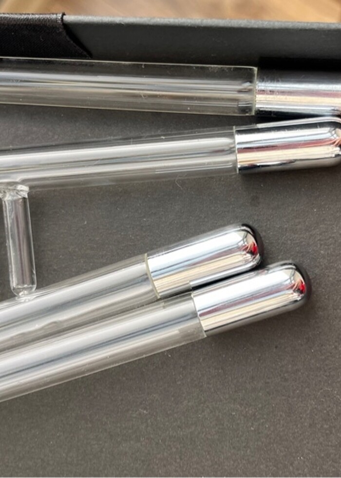 YÜKSEK FREKANSLI CİLT TEMİZLEME ALETİ - Görsel 4