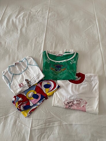 Pijama ve tişörtler