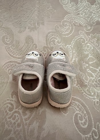 Kız Çocuk Gri Nakışlı Sıcak Panduf - Görsel 3