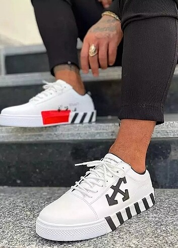 Off-White Off white yeni