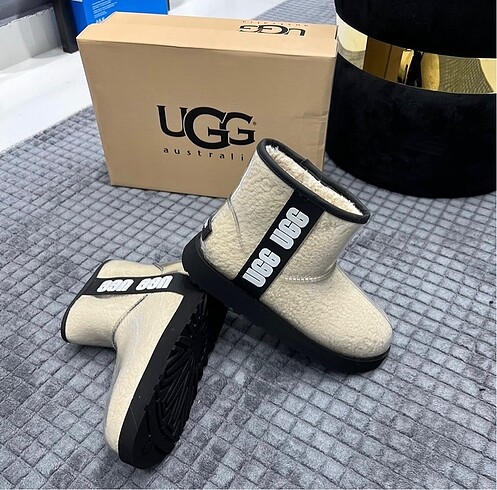 Ugg Ugg yeni