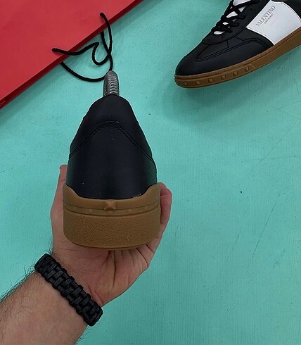 41 Beden siyah Renk Valentino