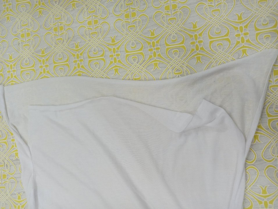 Beyaz Baskılı Kadın Tişört - Görsel 5