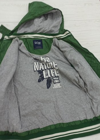 Erkek Çocuk Kapüşonlu Yeşil Fermuarlı yağmurluk mont - Görsel 3