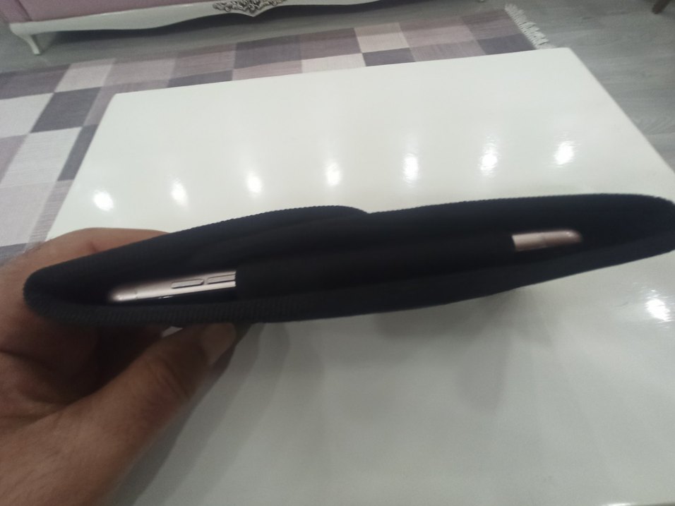 Siyah Cırt Cırtlı Motosiklet Telefon Kılıfı - Görsel 4