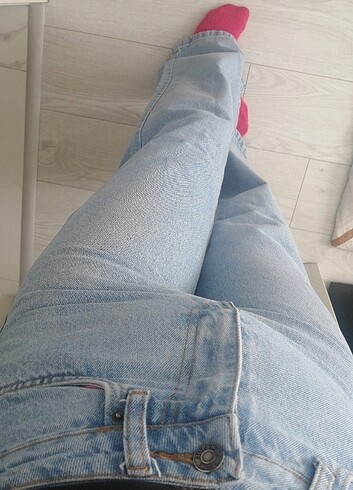 mom jeans