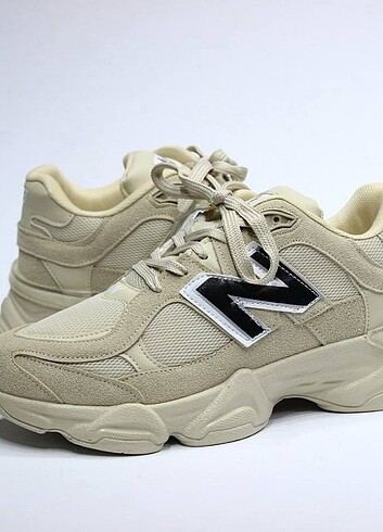 NEW BALANCE 9060