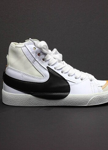 Nike NIKE JUMBO LOW?77 BLAZER 