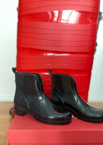 Zara Siyah Rugan Stiletto Topuklu Kadın Bot