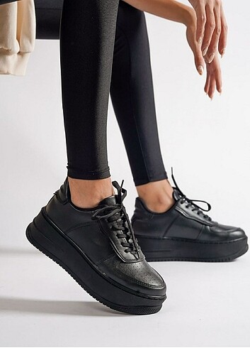 36 Beden Siyah Kadın Sneaker Kışlık Ayakkabı
