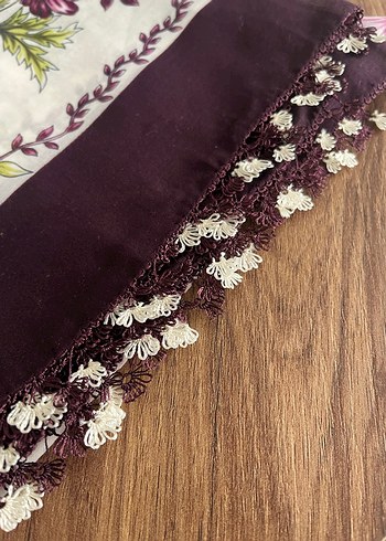 Mor  Kadın Yazma İğne Oyası - Görsel 2