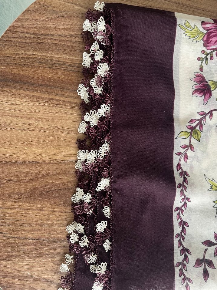 Mor  Kadın Yazma İğne Oyası - Görsel 3