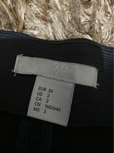34 Beden H&M kumaş mini şort