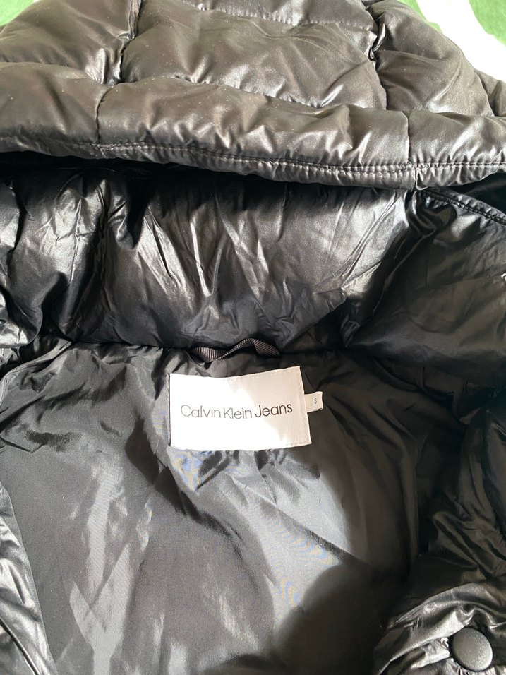 Calvin Klein Siyah Kemerli Kadın Kışlık Mont - Görsel 4