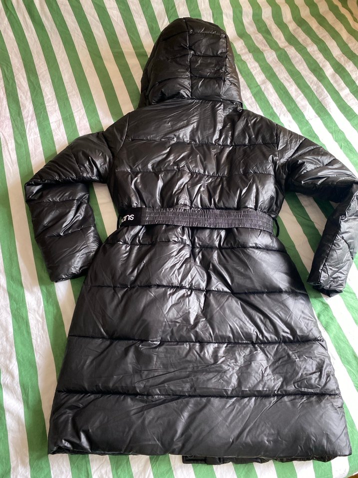 Calvin Klein Siyah Kemerli Kadın Kışlık Mont - Görsel 3