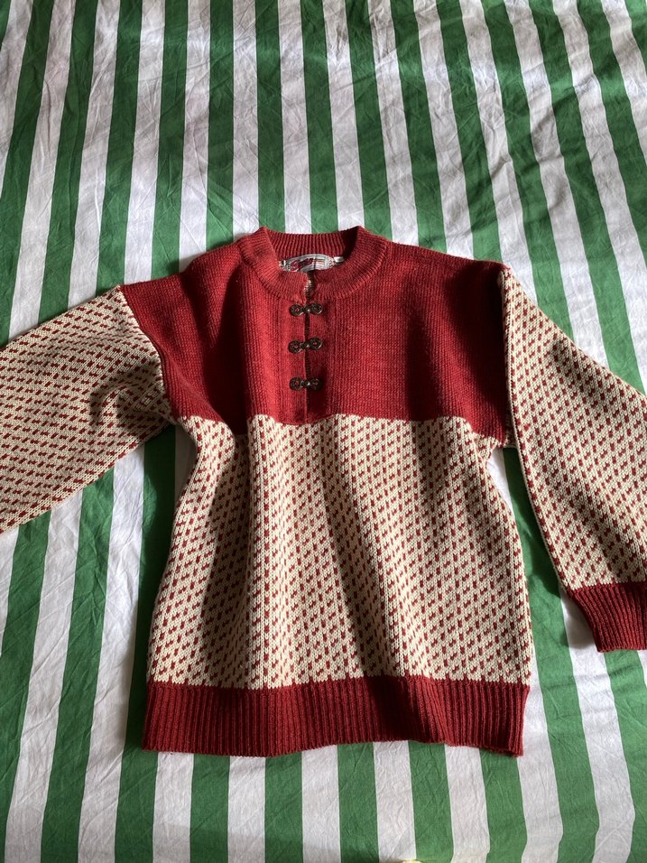 Vintage Pirinç Düğmeli Kırmızı Triko Kadın Kazak - Görsel 2