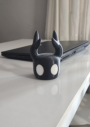 HOLLOW KNIGHT KOL TUTUCU FİGÜR