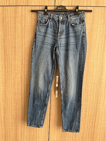 Mango mom jean